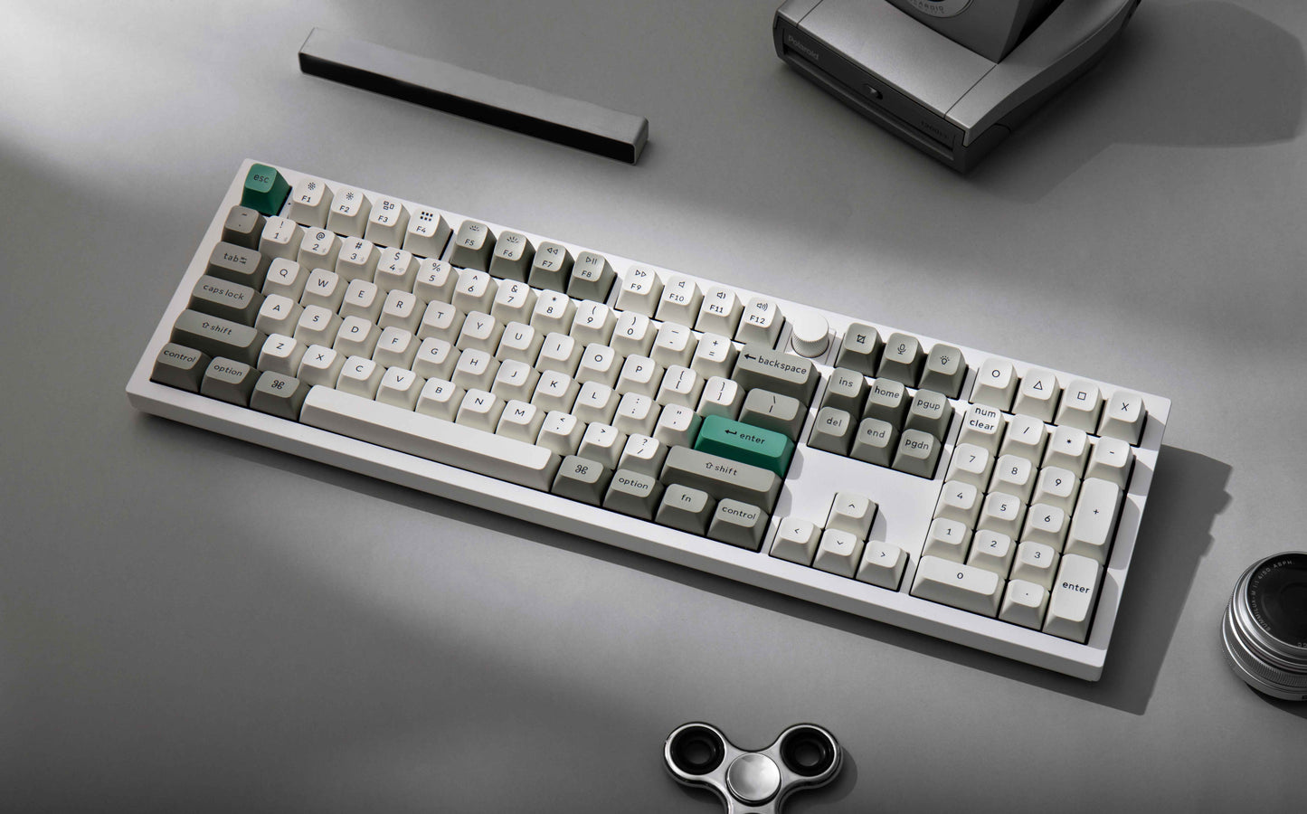 Keychron Q6 Max QMK/VIA Wireless Custom Mechanical Keyboard